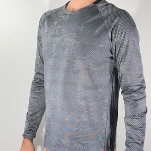 Men's Gray Long Sleeve Shirt